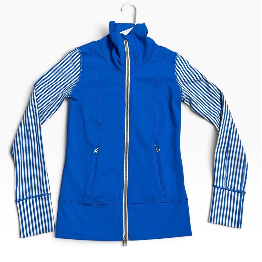 Vintage Lululemon Daily Yoga Beaming Blue Stripe Full Zip Jacket Size 2